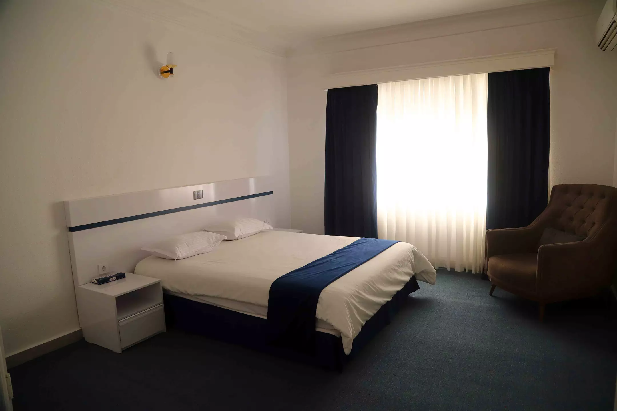 Alibaba https://cdn.alibaba.ir/ostorage/hotel-accommodation-images/6762a2ab10d0d5745be3d7b5_سوئیت یک خوابه پنج نفره.webp